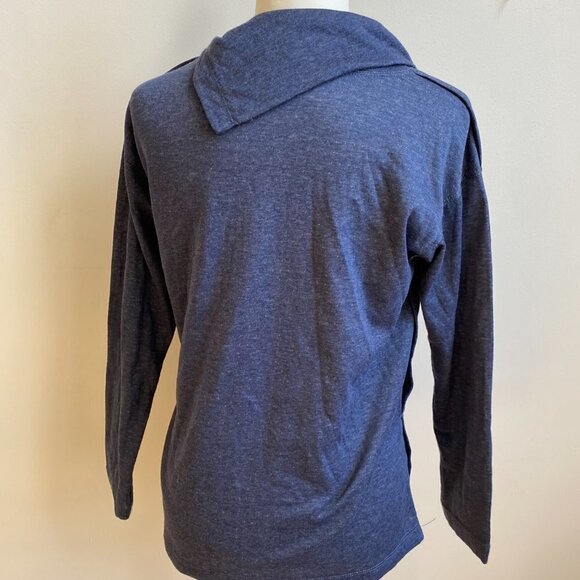 MAX Studio BNWOT Split Neck Blue Top New Pullover - Picture 4 of 6